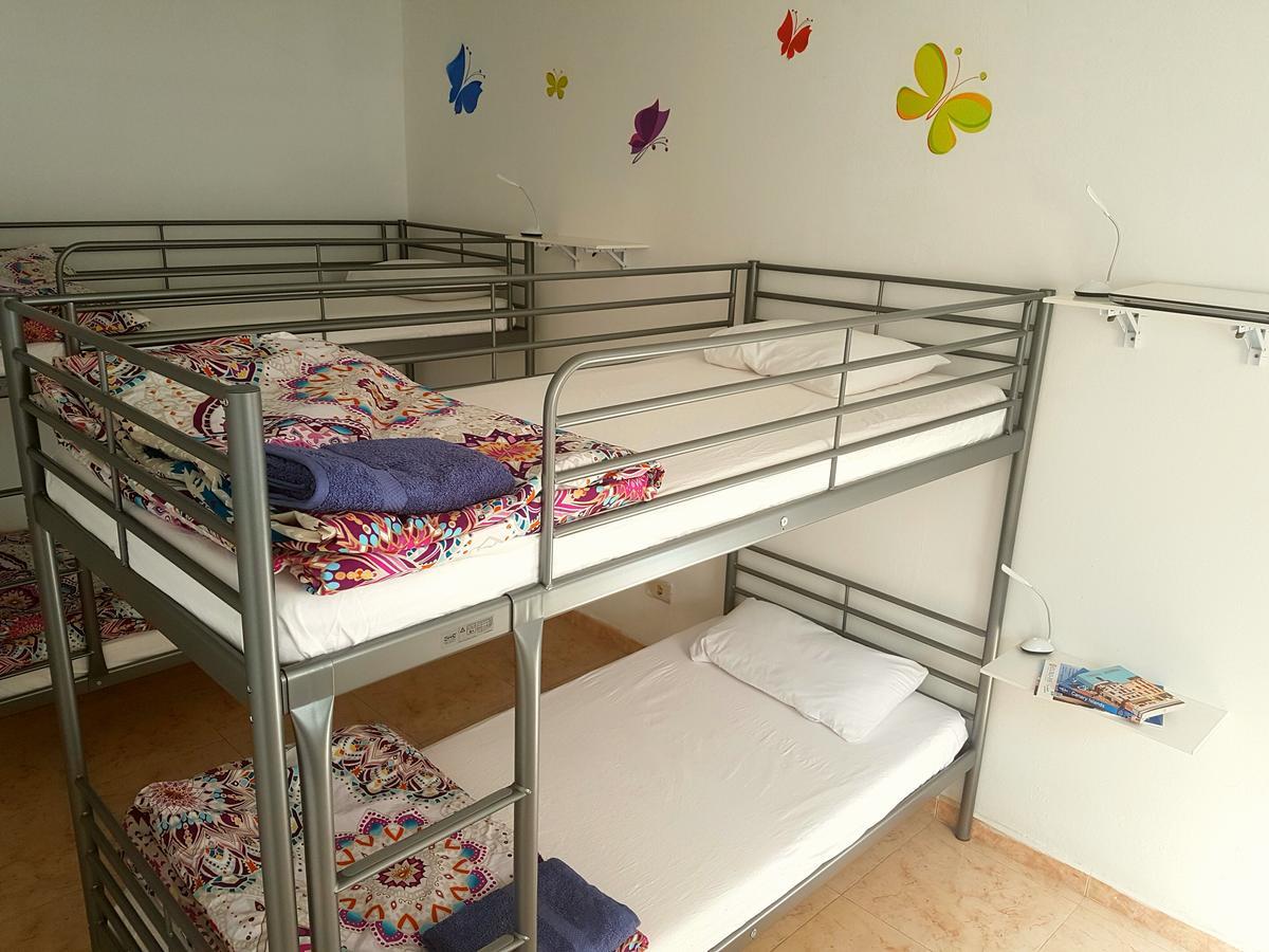 Canary Sun Hostel Telde Buitenkant foto