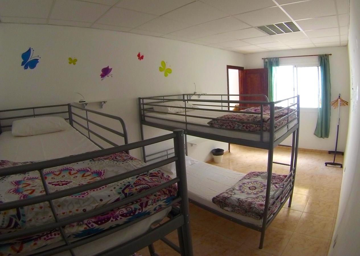 Canary Sun Hostel Telde Buitenkant foto